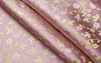 Виниловые обои в интерьере: преимущества и недостатки